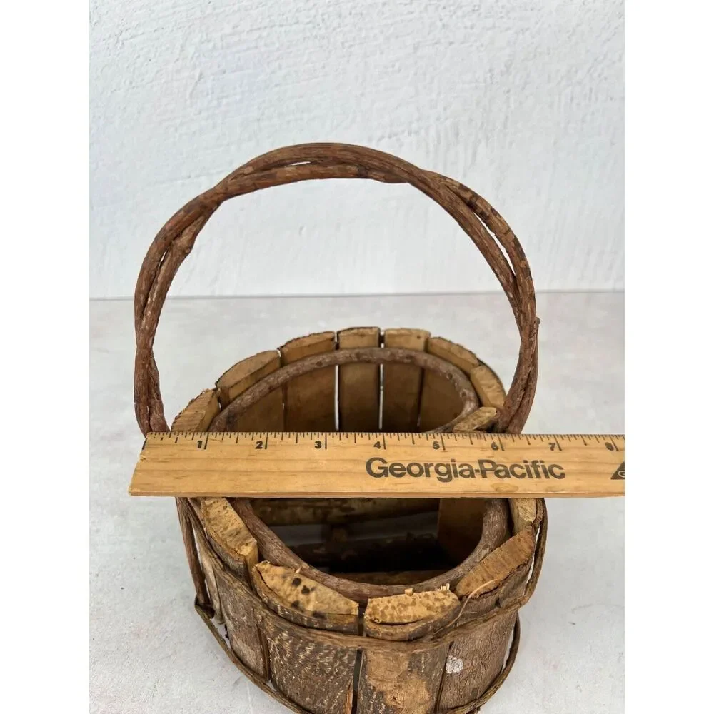 Rustic Wooden Heart-Shaped Basket With‎ Handle